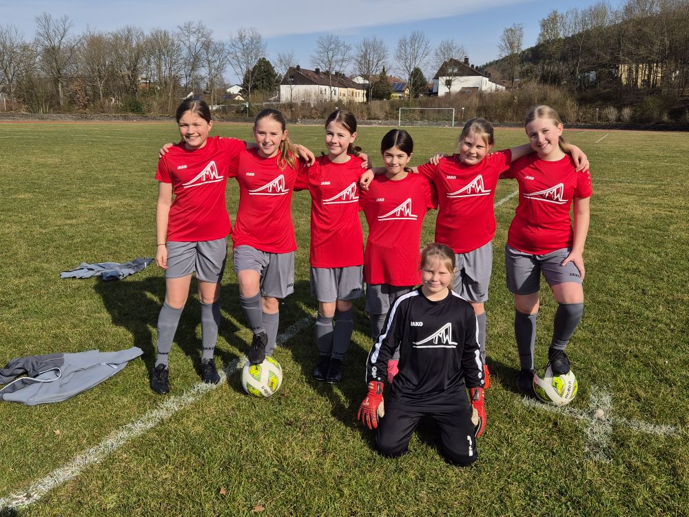 news_maedchenfussball2025_1