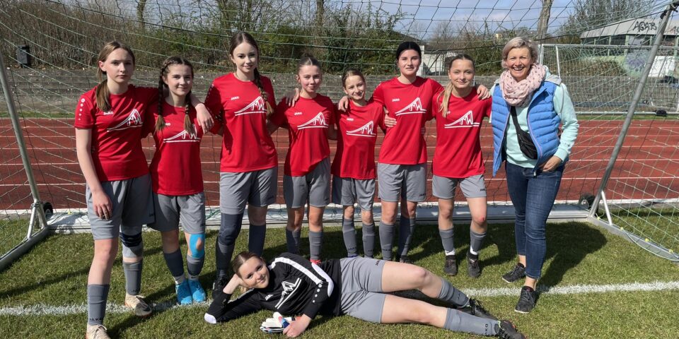 news_maedchenfussball2025_7