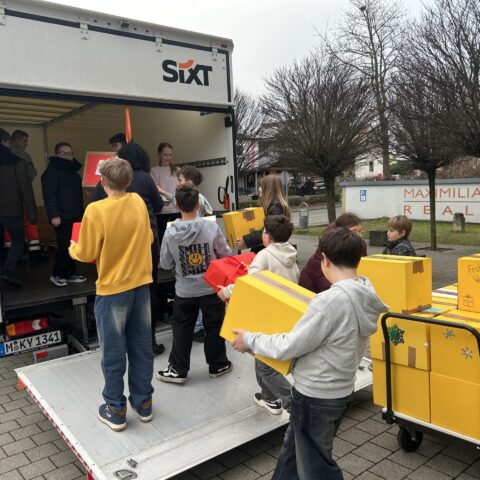 news_weihnachtstrucker2025_ (4)